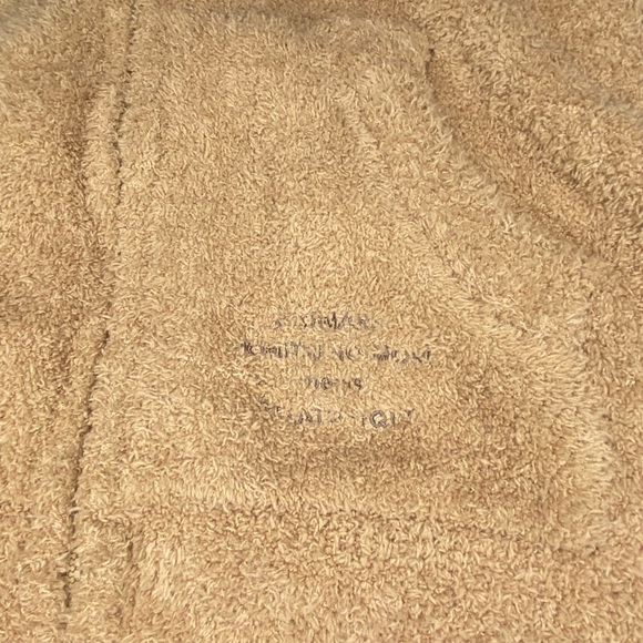 ✨Animal Crossing x Gelato Pique Collaboration Knitted Hoodie with Ears✨ - Picture 8 of 13